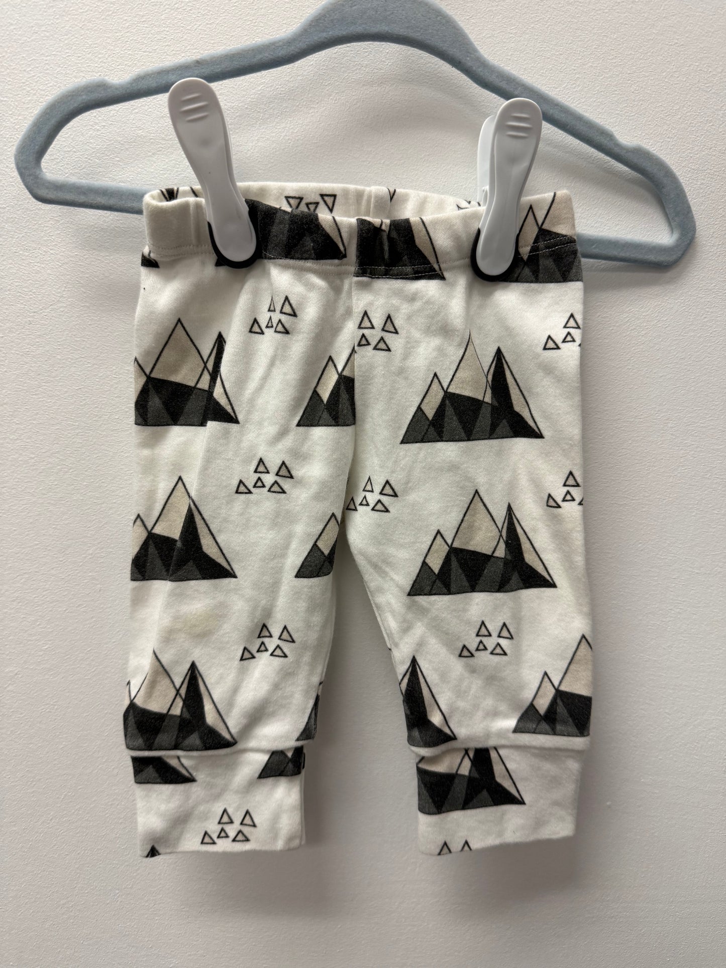 MODERN BABY MOUNTAIN PANTS SIZE 0-3M