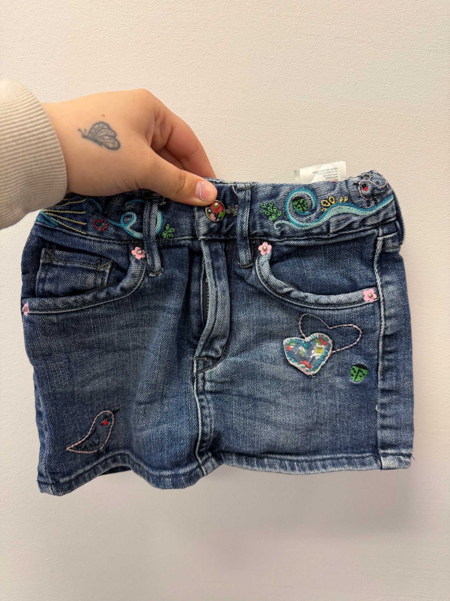 DENIM FLORAL SKIRT SIZE 2-3T