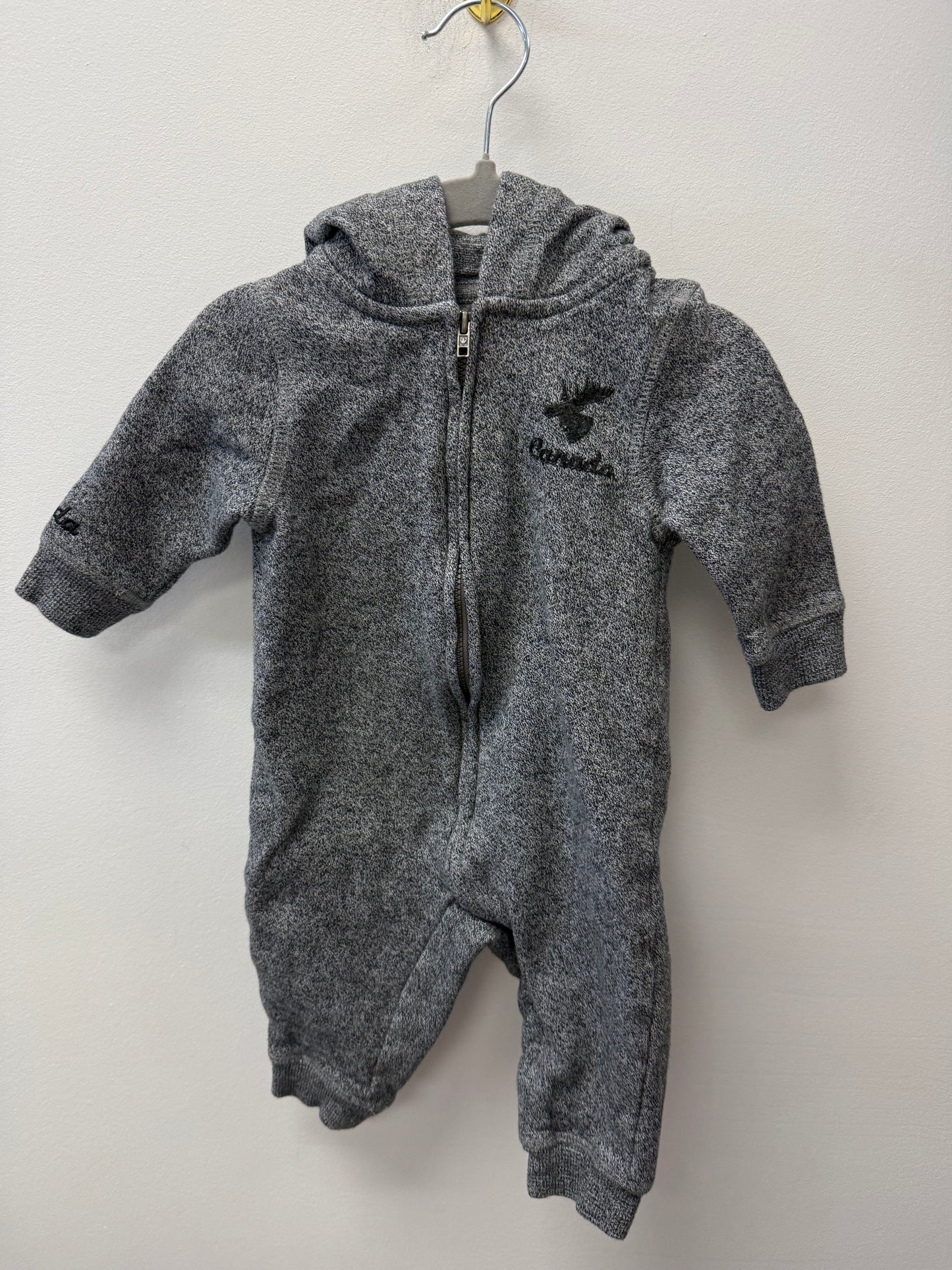 CANADIANA HOODED ONE PIECE SIZE 3-6M