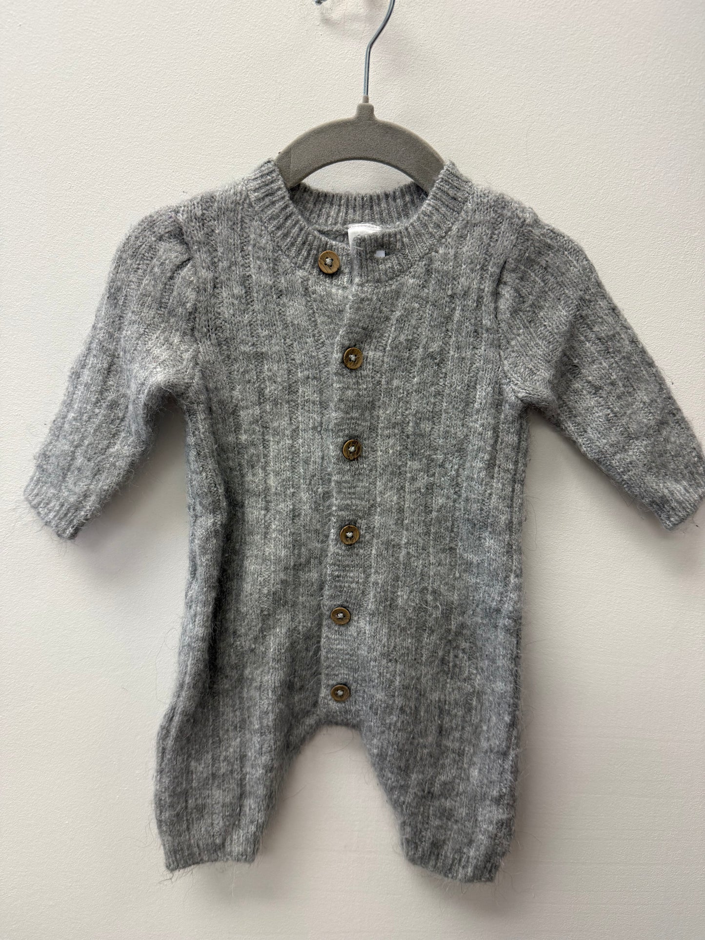 GEORGE GREY BUTTON UP ONE PIECE SIZE 0-3M