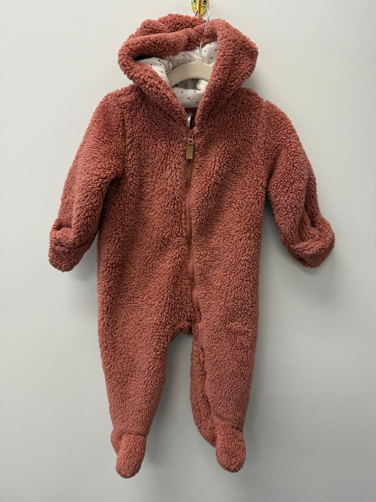 CARTERS FUZZY SUIT SIZE 9M