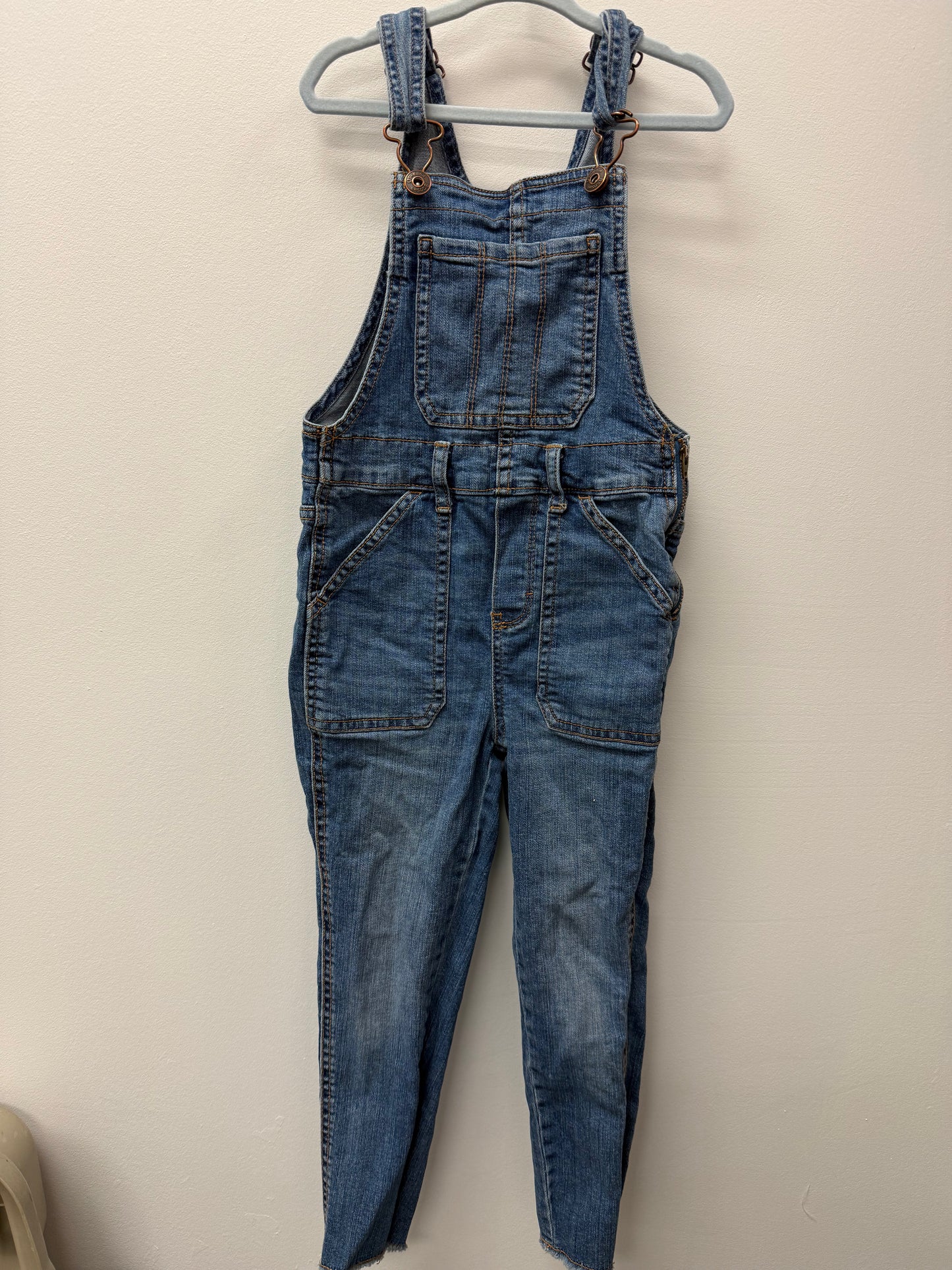 OSHKOSH DENIM OVERALLS SIZE 6