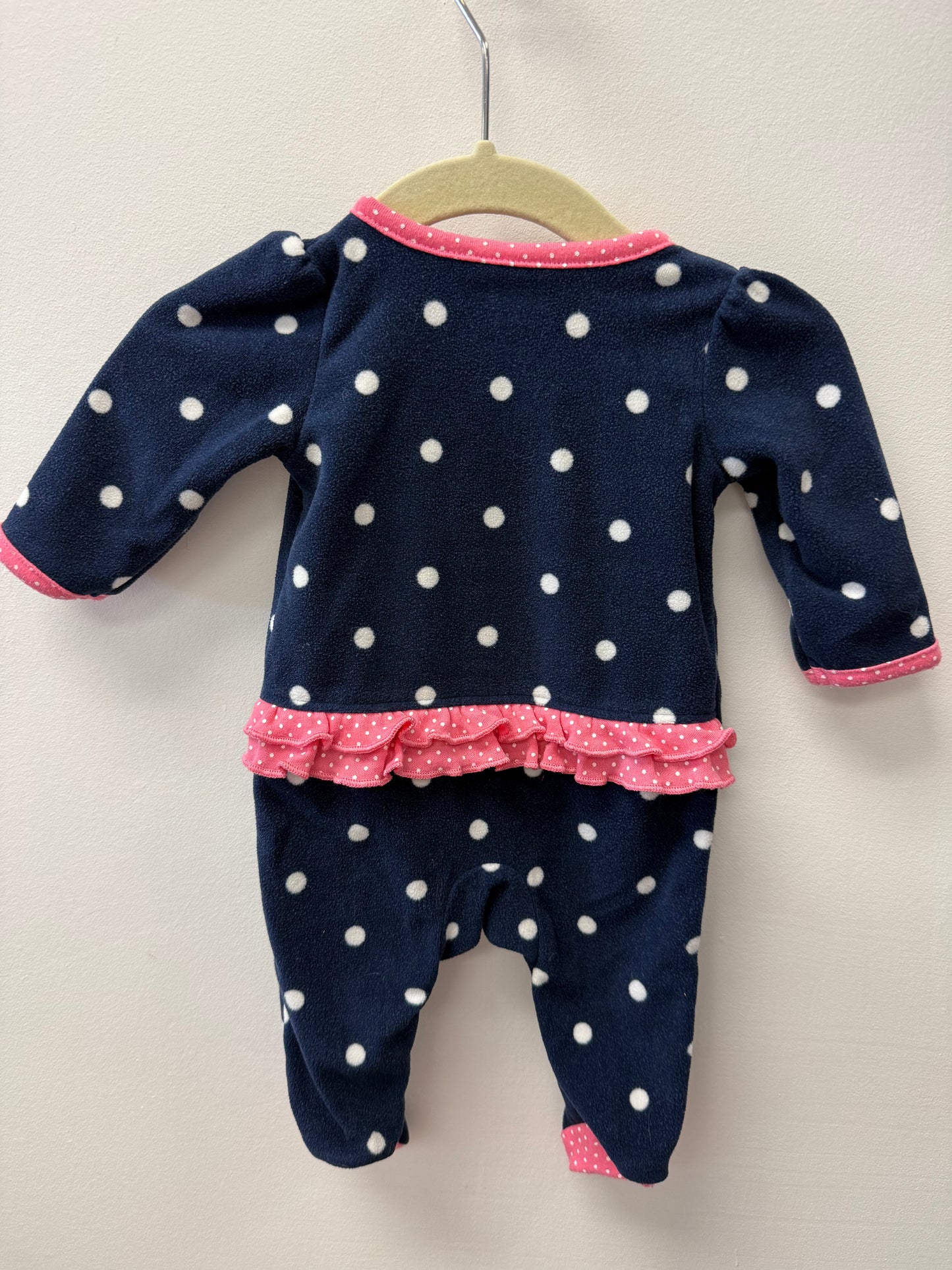 CARTERS FLEECE POLKA DOT SLEEPER SIZE NEWBORN