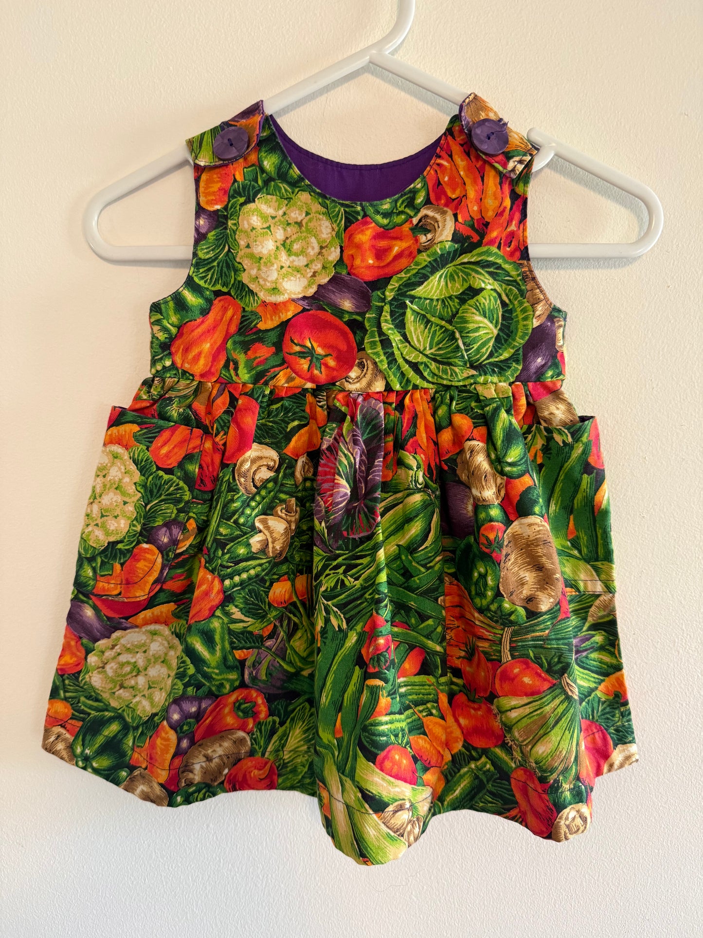 HAND MADE VEGGIE DRESS SIZE ROUGHLY 6-12M