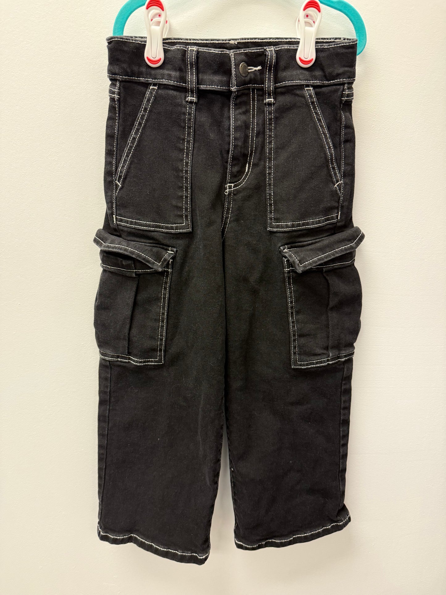 JOE FRESH CARGO JEANS SIZE 6