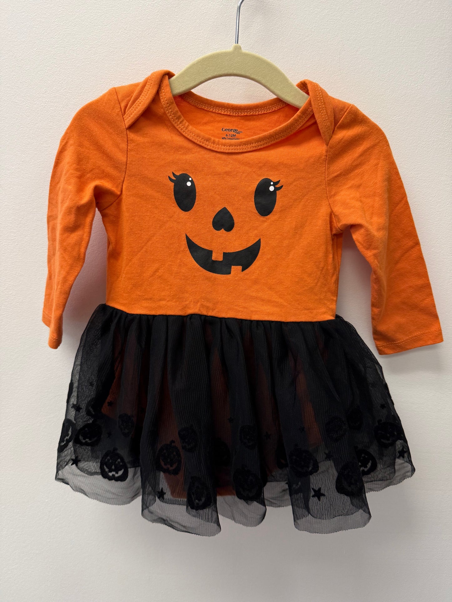 GEORGE PUMPKIN ONESIE SIZE 6-12M