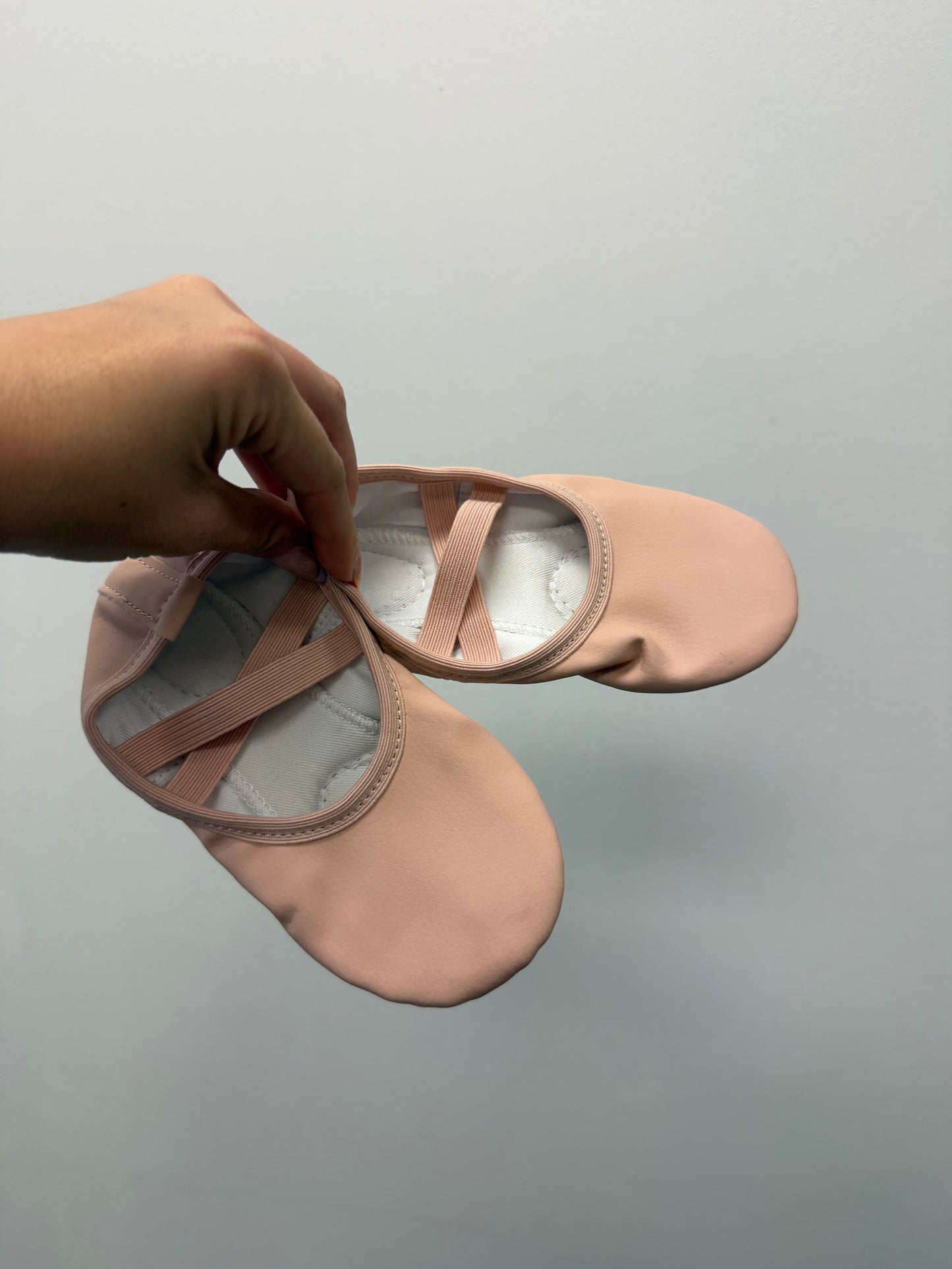 STELLE BALLET SLIPPERS SIZE 10M