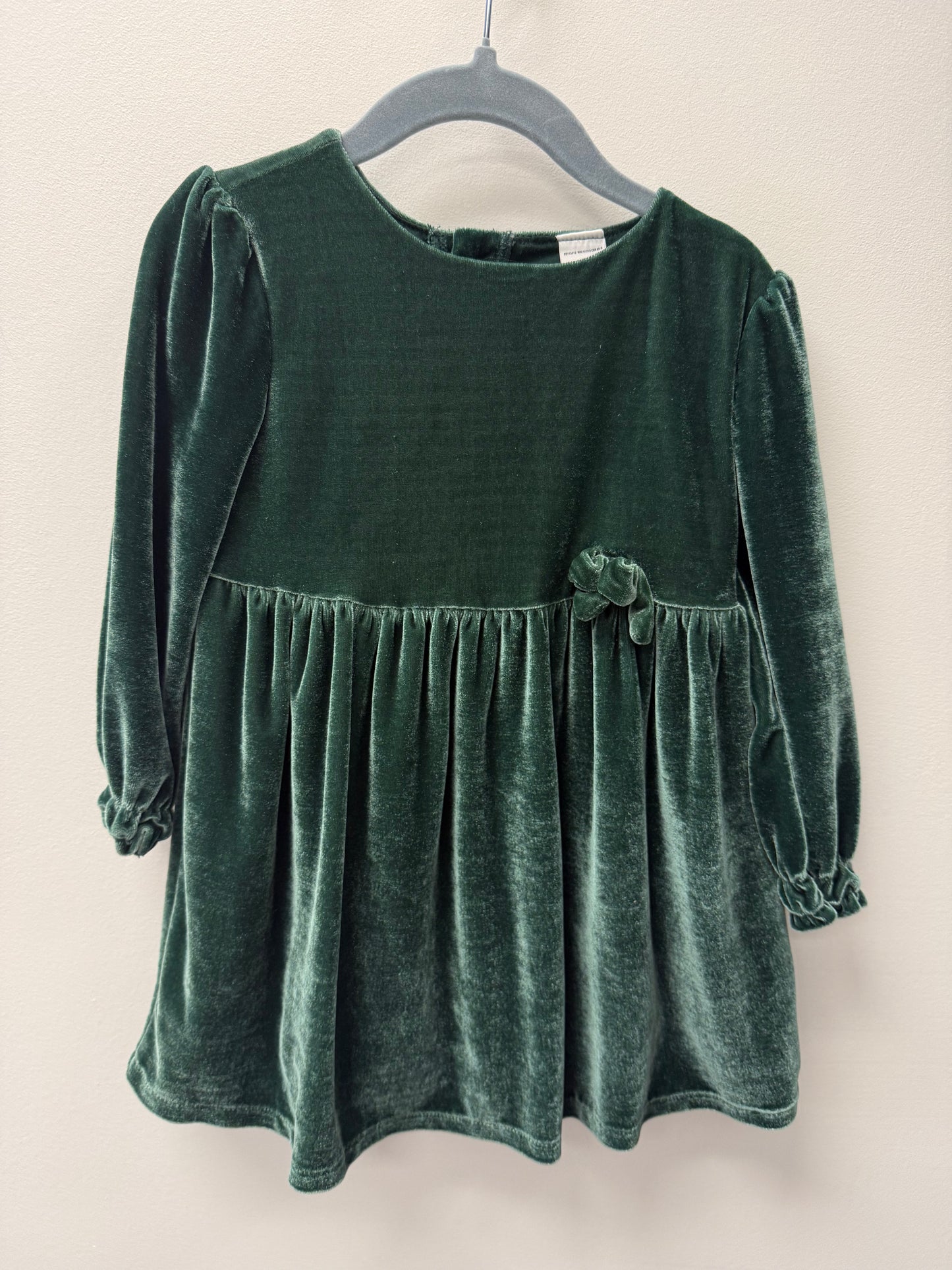 CARTERS GREEN VELVET DRESS SIZE 2T