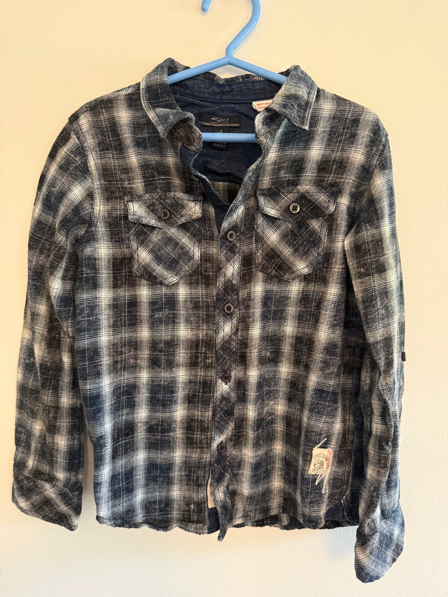 SILVER JEANS PLAID BUTTON UP SIZE 7