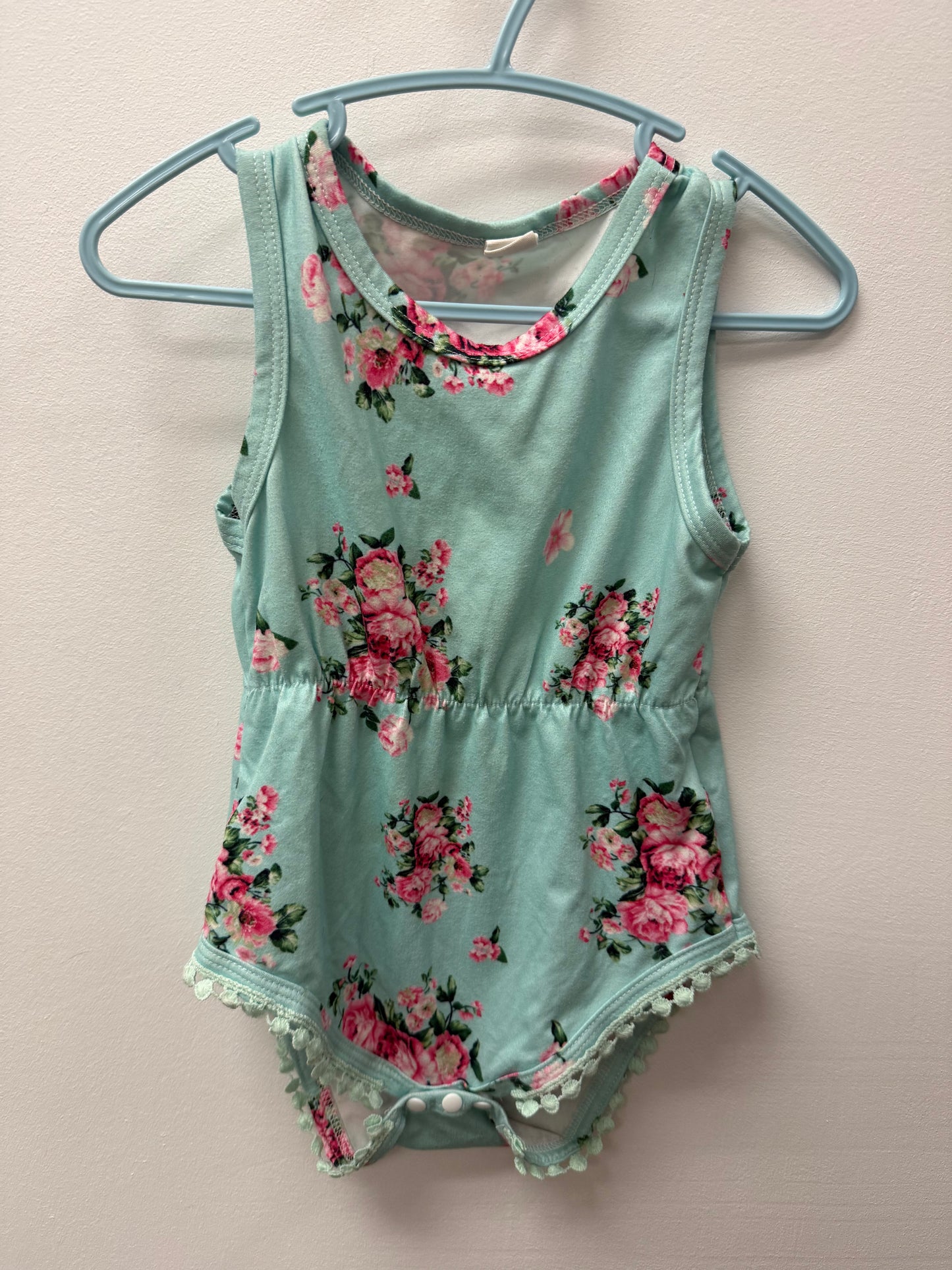 BLUE FLORAL ROMPER SIZE 12M