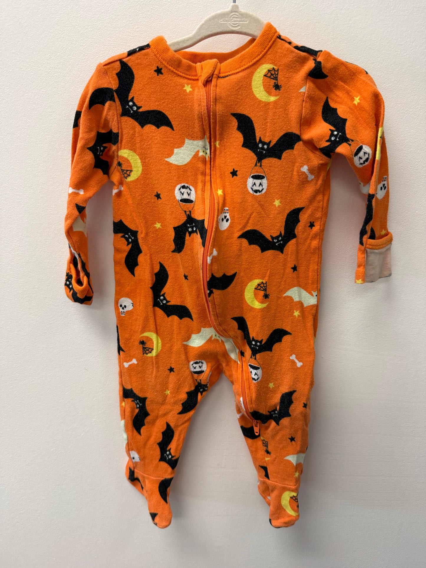 OLD NAVY HALLOWEEN SLEEPER SIZE 6-9M