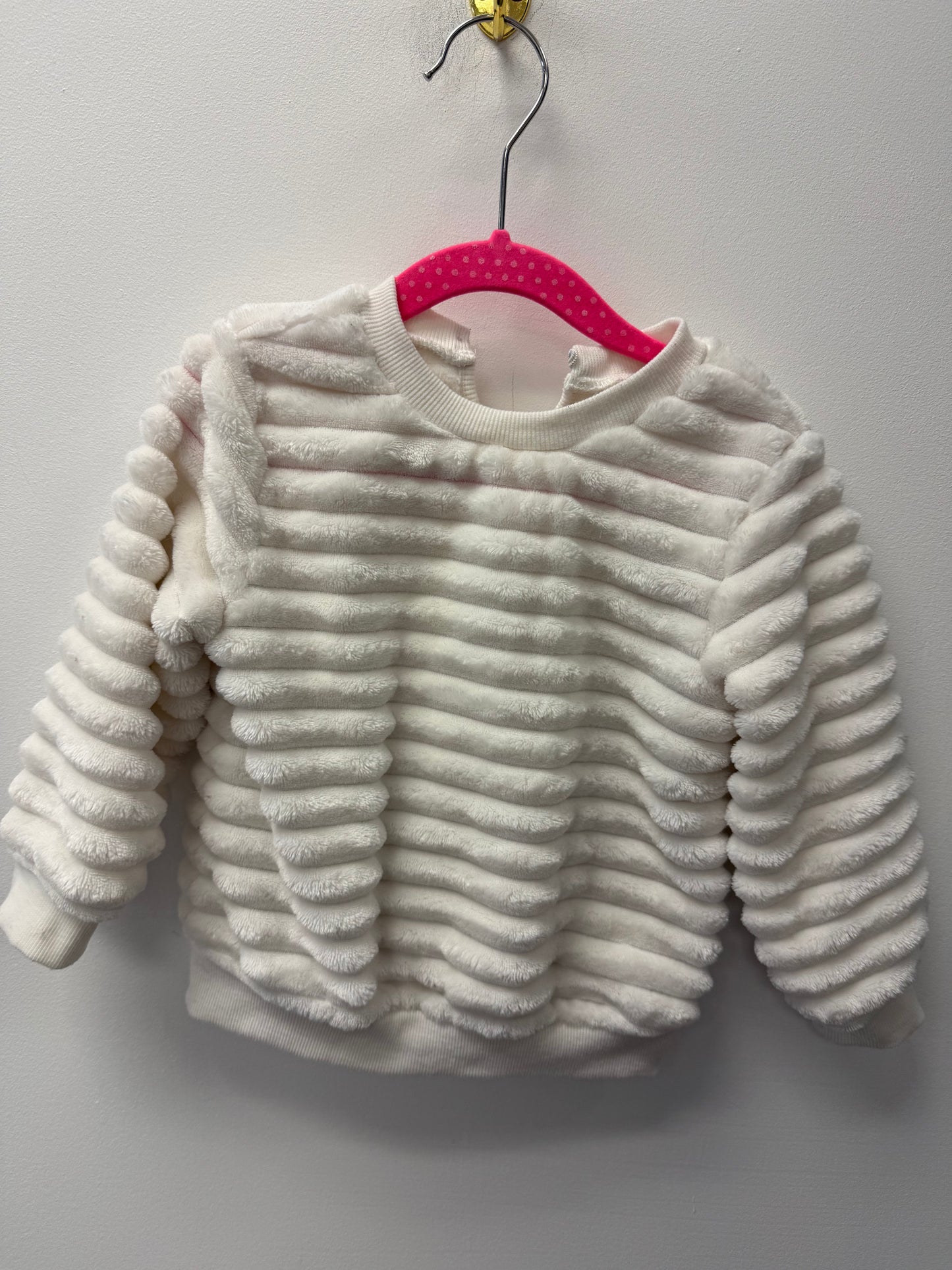 GEORGE WHITE FUZZY CREW SIZE 2T