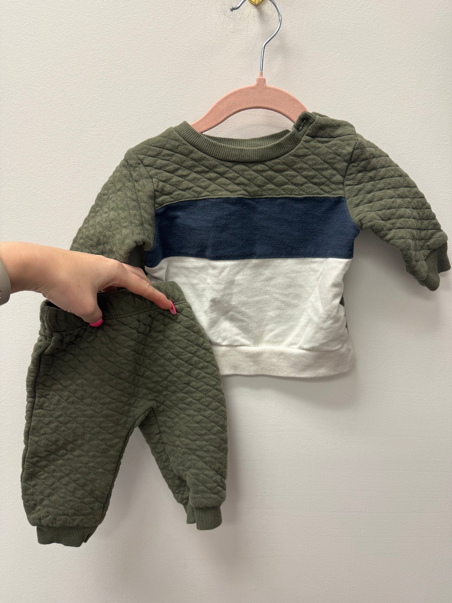 PL BABY TRACKSUIT SIZE 6M