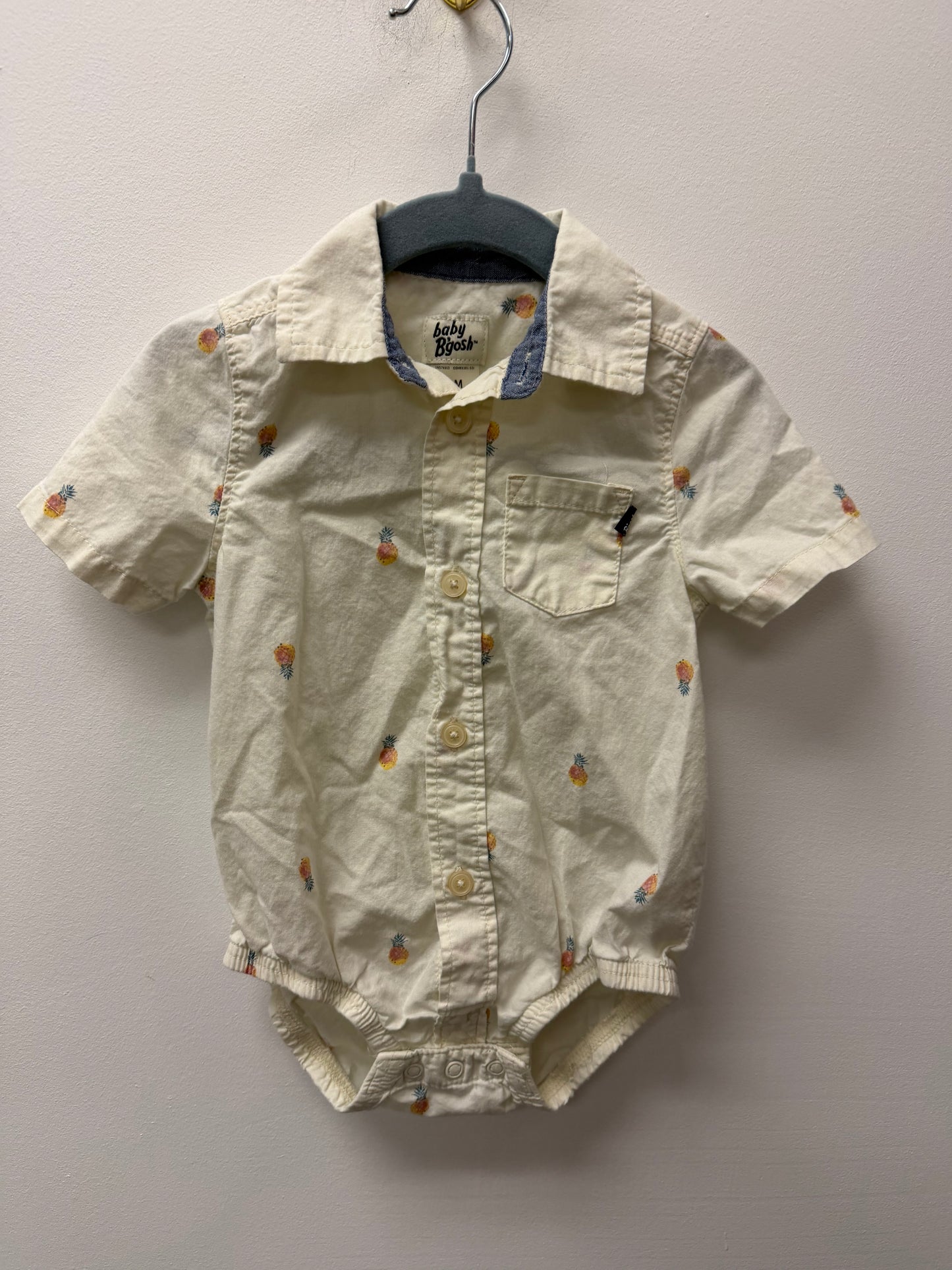 OSHKOSH PINEAPPLE ONESIE SIZE 9M