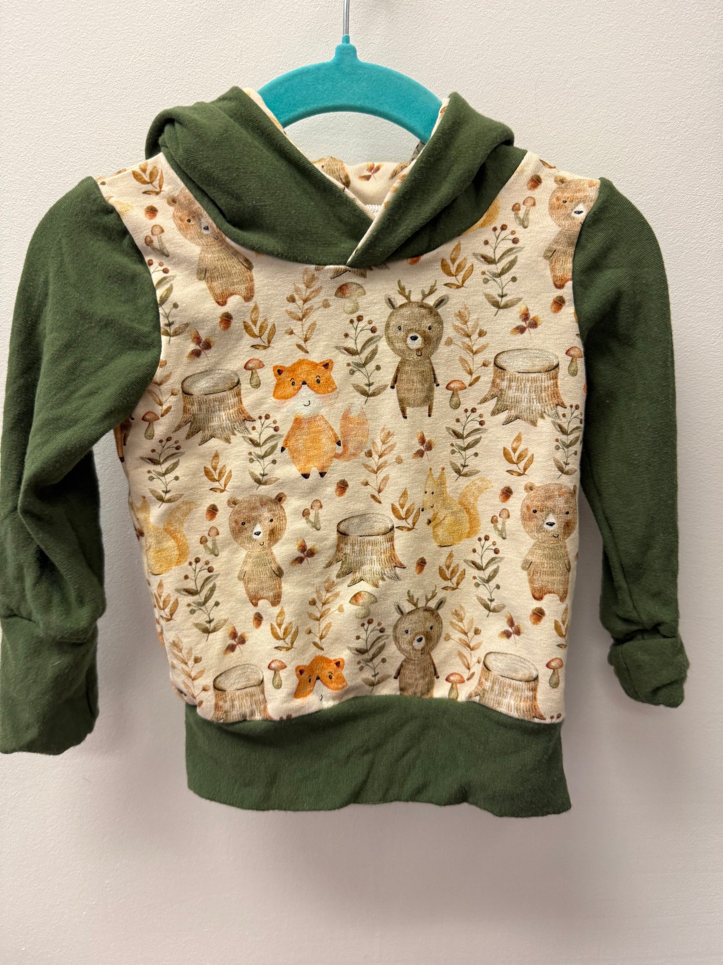 HAND MADE WOODLAND SWEATER SIZE 0-6M