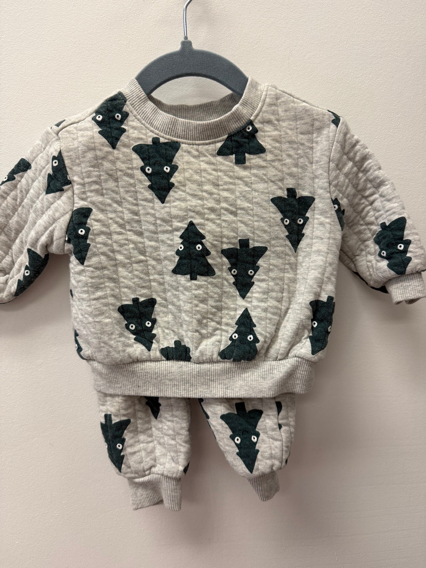 JOE FRESH TREE 2 PIECE OUTFIT SIZE 3-6M