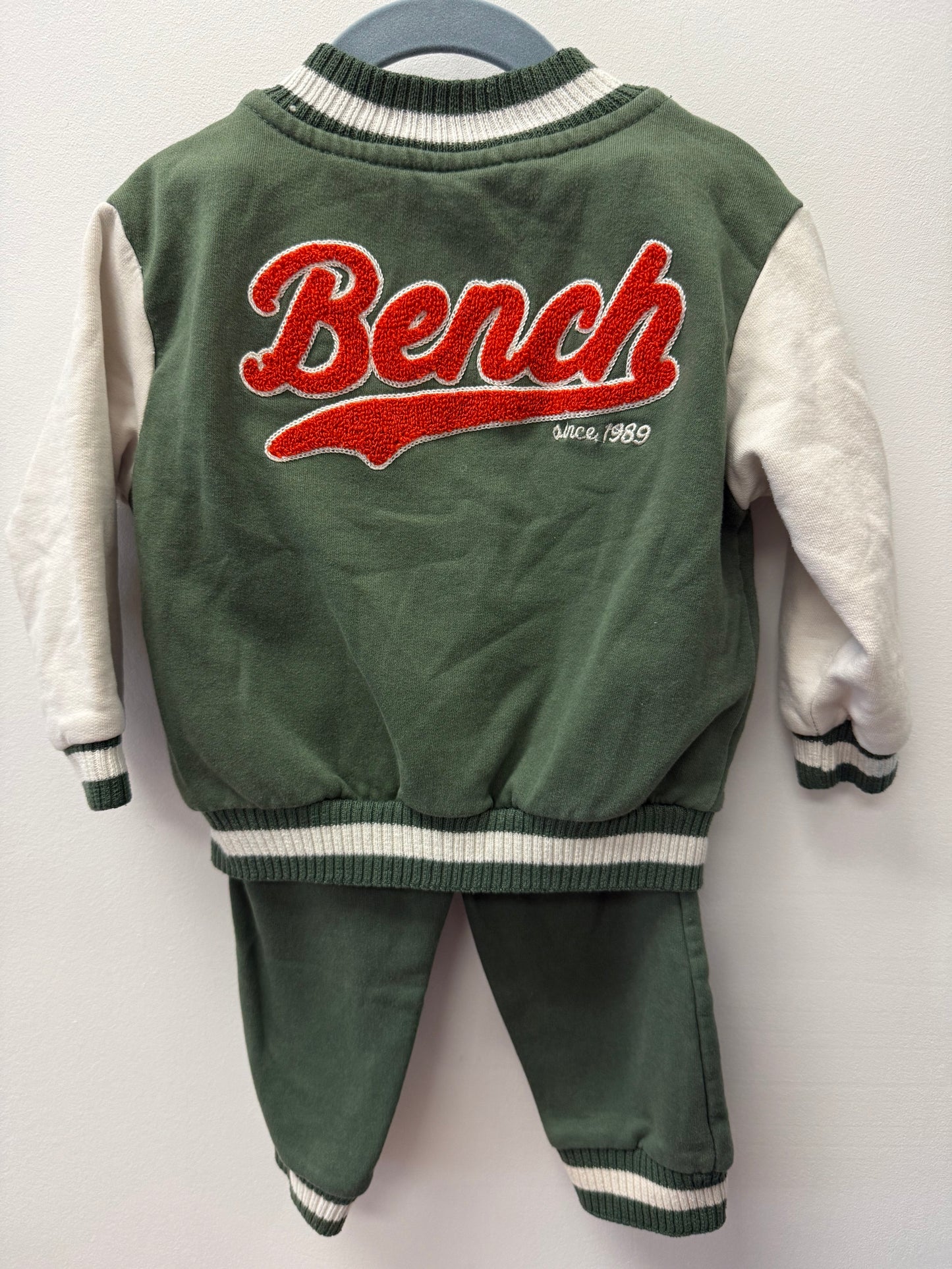 BENCH 2 PIECE OUTFIT SIZE 18-24M