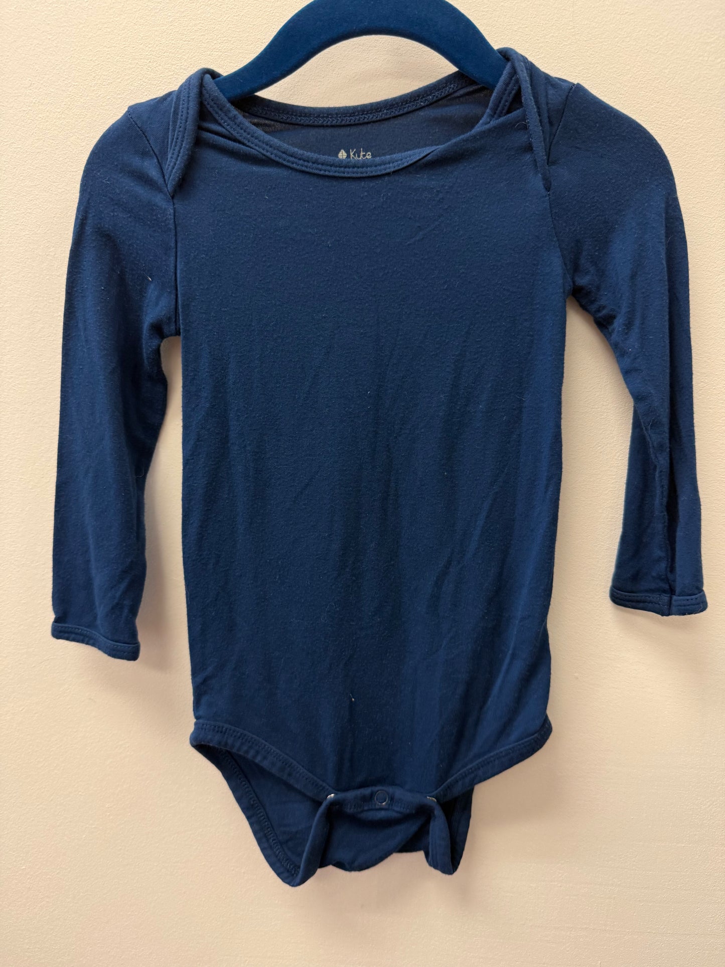 KYTE BLUE LONG SLEEVE ONESIE SIZE 12-18M