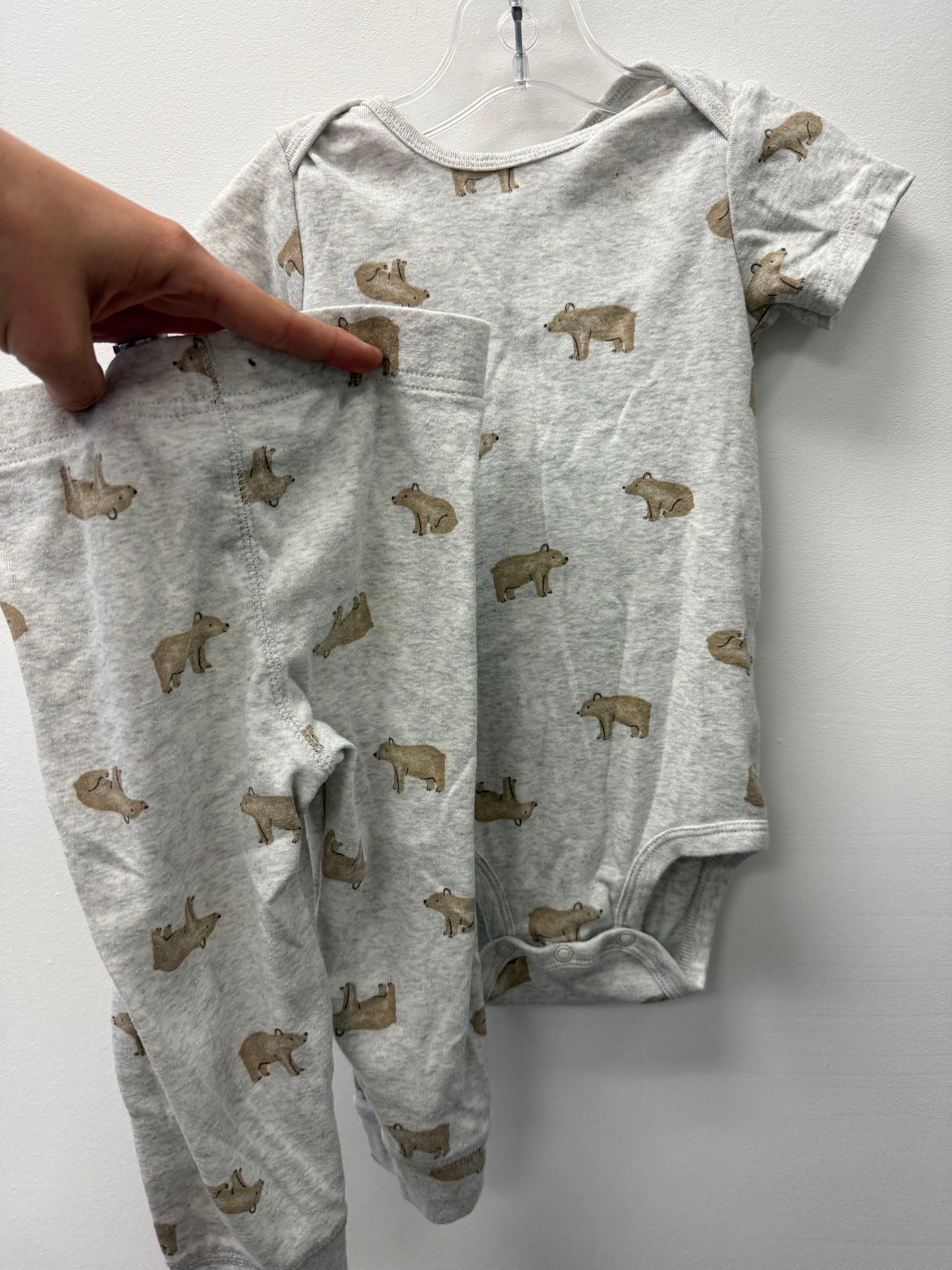 CARTERS BEAR ONESIE OUTFIT SIZE 24M