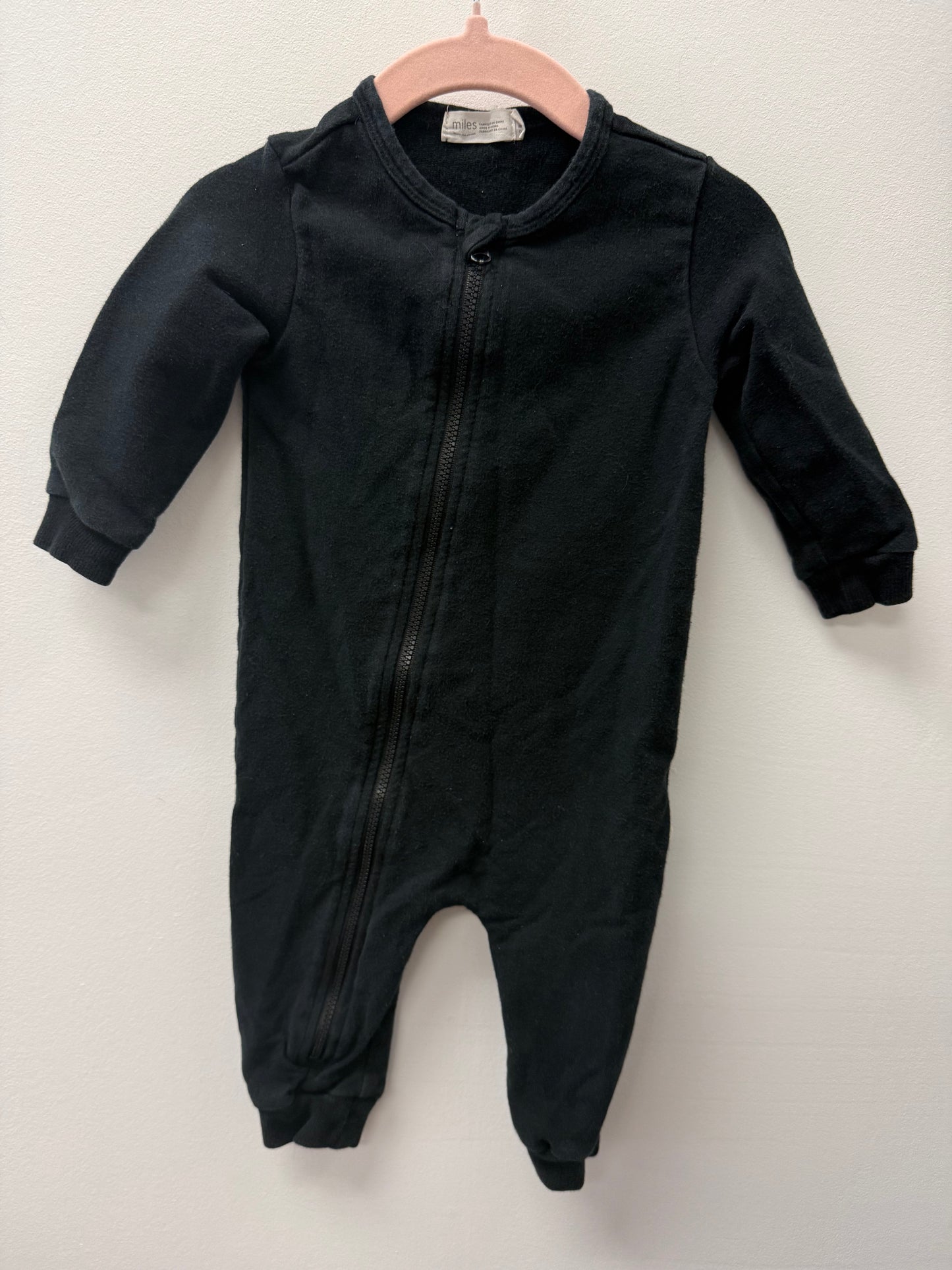 MILES THE LABEL BLACK SLEEPER SIZE 9M
