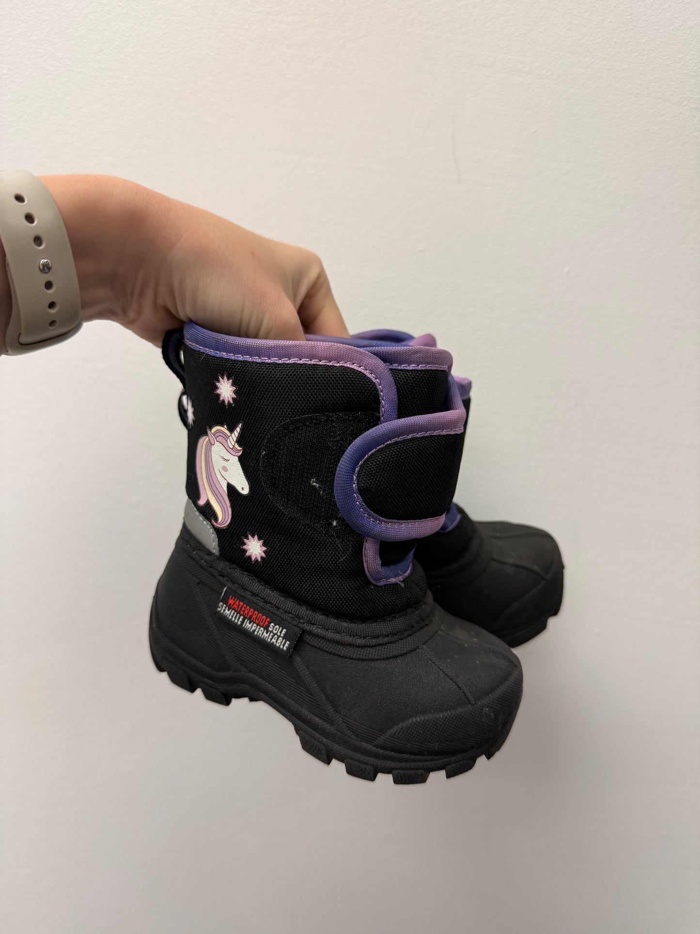 UNICORN WINTER BOOTS SIZE 5