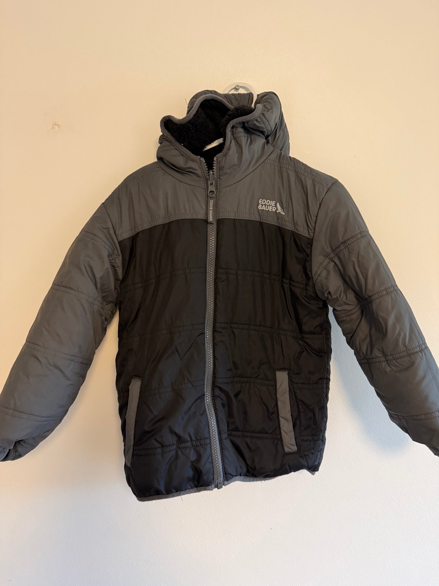EDDIE BAUER REVERSIBLE LINED PUFFER COAT SIZE 6