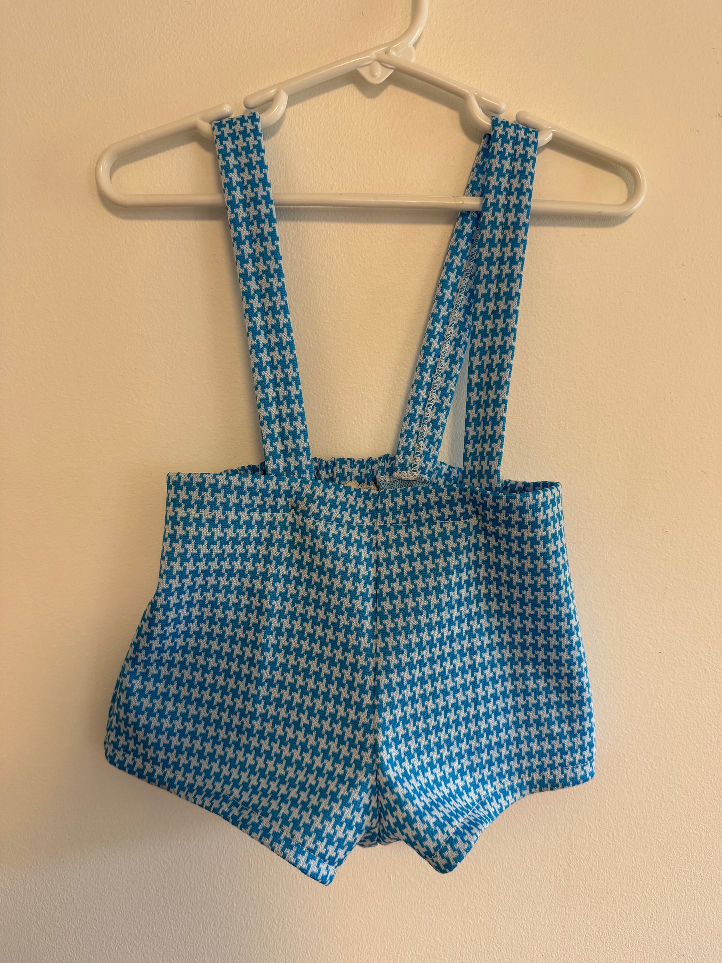 GIRLS BLUE OVERALL SHORTS SIZE 18M