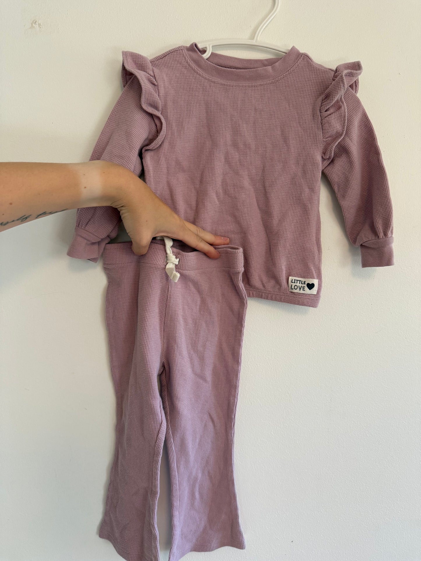 CARTERS PURPLE WAFFLE KNIT OUTFIT SIZE 18M