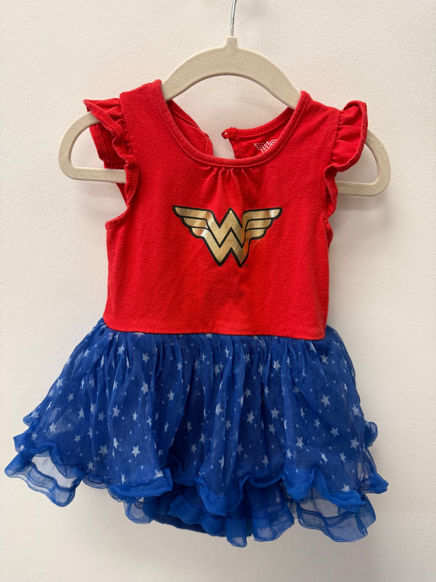 WONDER WOMEN ONESIE COSTUME SIZE 6-12M