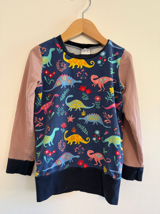 LITTLE LADZ SEWING DINO SHIRT SIZE 5T