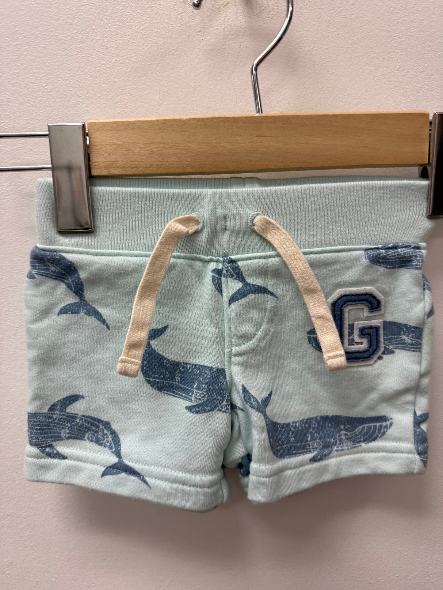 BABY GAP WHALE SHORTS SIZE 3-6M