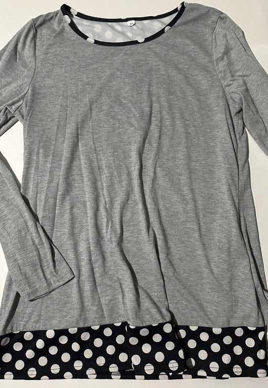 *Adult* Unknown Brand, Grey Shirt with Black and White Polka-Dots - Size Medium