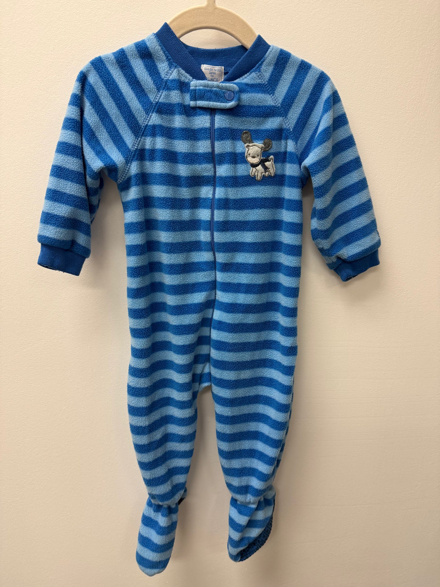 CHILDRENS PLACE FLEECE DOG SLEEPER SIZE 12M