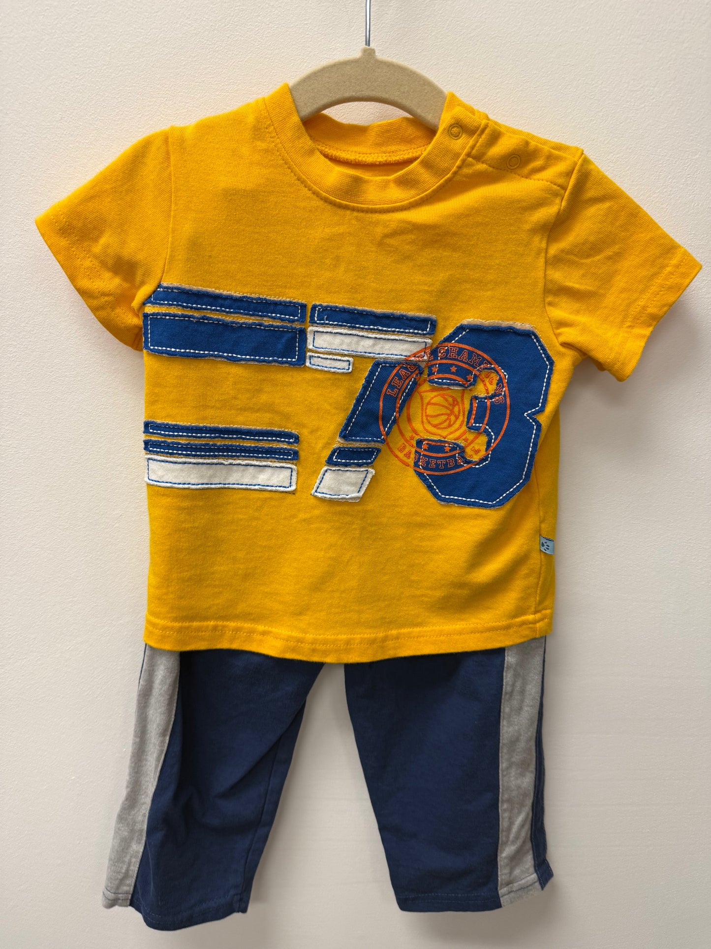 CHEROKEE BABY 2 PIECE OUTFIT SIZE 18-24M