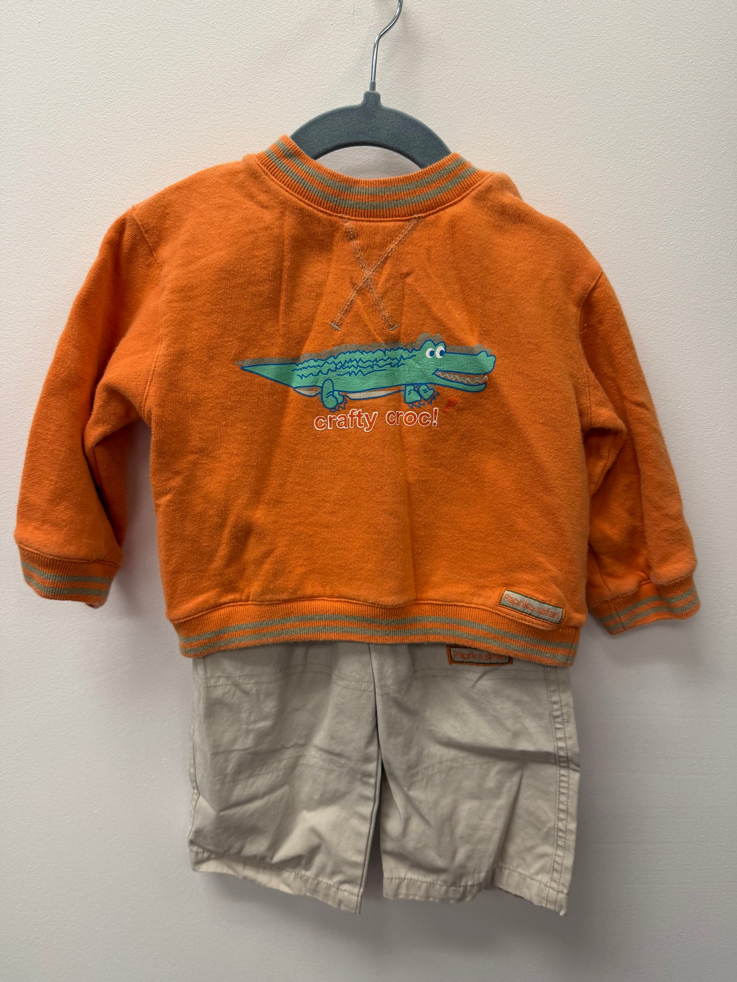 PAPRIKA 2 PIECE CROCODILE OUTFIT SIZE 12-18M