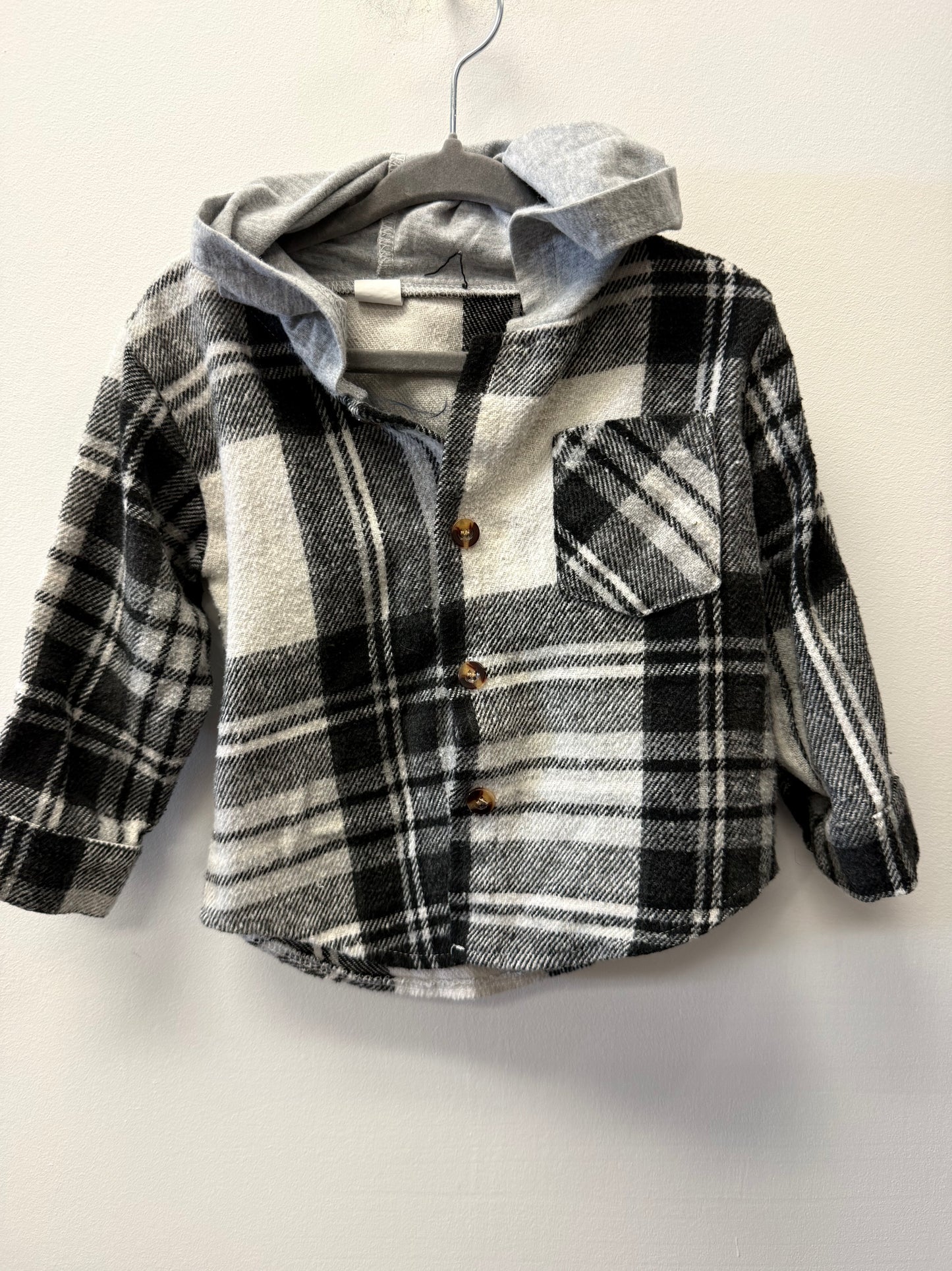 BLACK & WHITE HOODED PLAID SIZE 6-12M