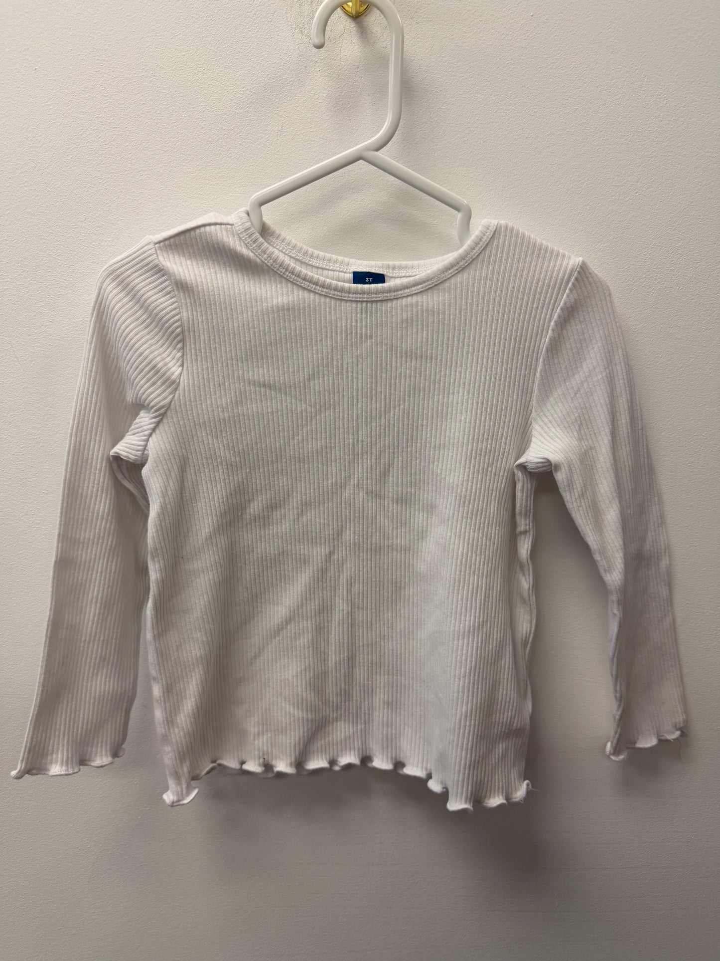 OLD NAVY WHITE LONG SLEEVE SIZE 3T