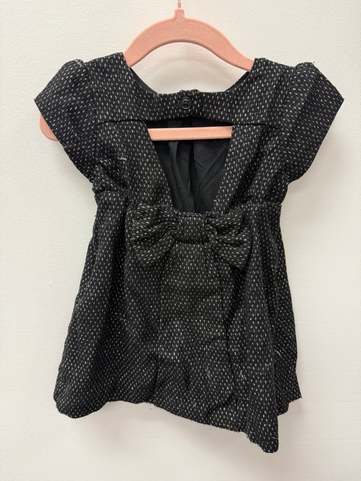 OLD NAVY BOW DRESS SIZE 12-18M