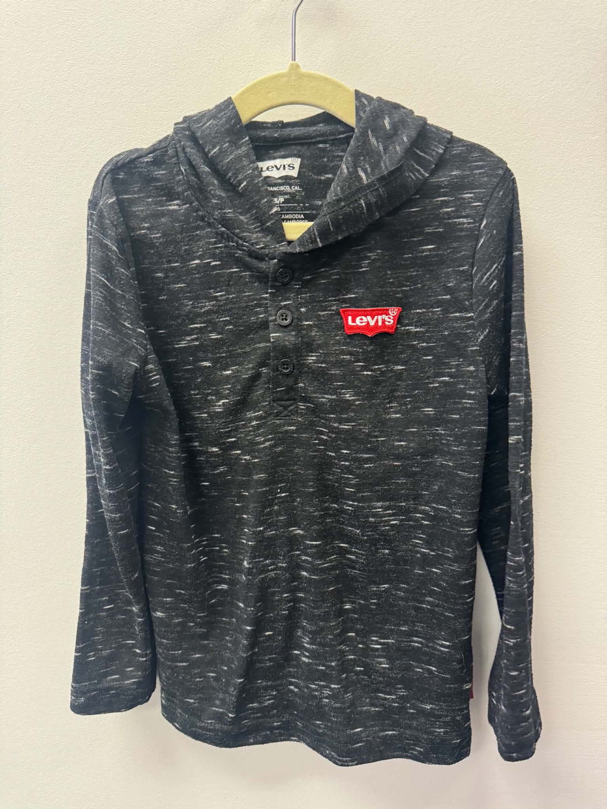LEVI HOODED SHIRT SIZE 5-6