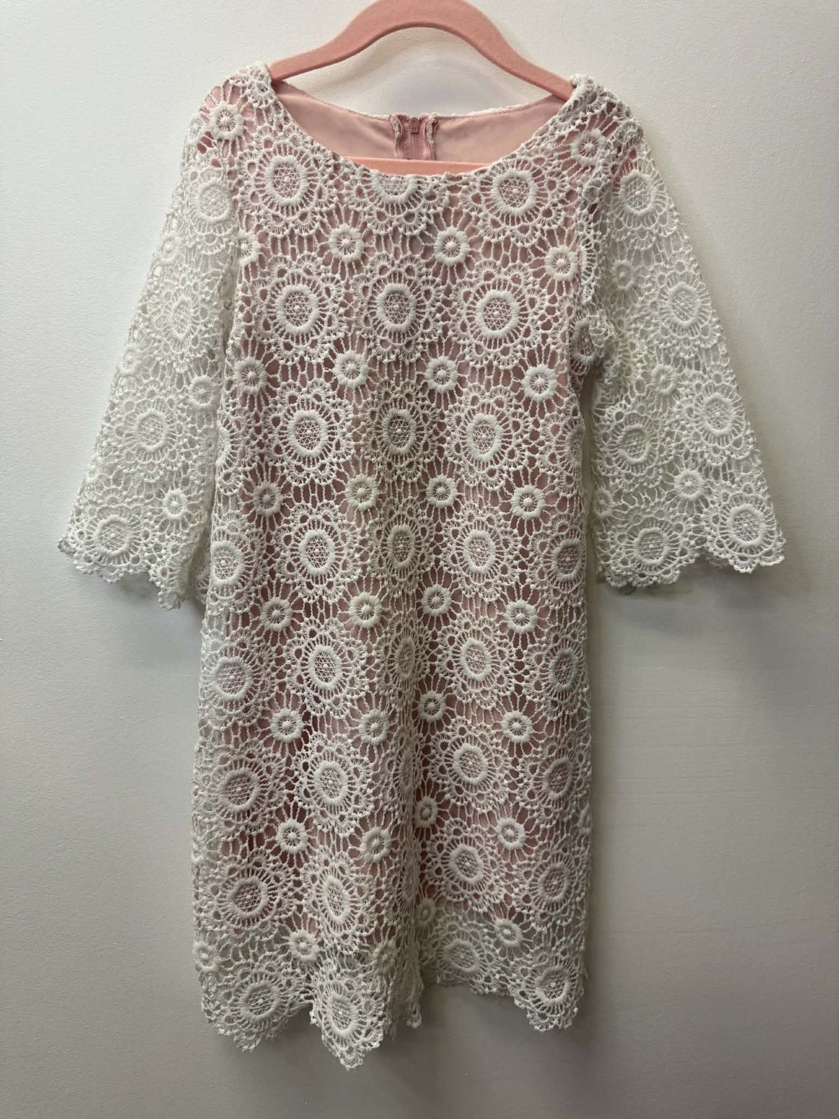 KIDS DREAM LACE DRESS SIZE 6