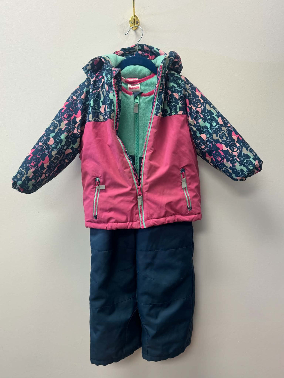 DISNEY MINNIE MOUSE 2 PIECE SNOWSUIT SIZE 2T