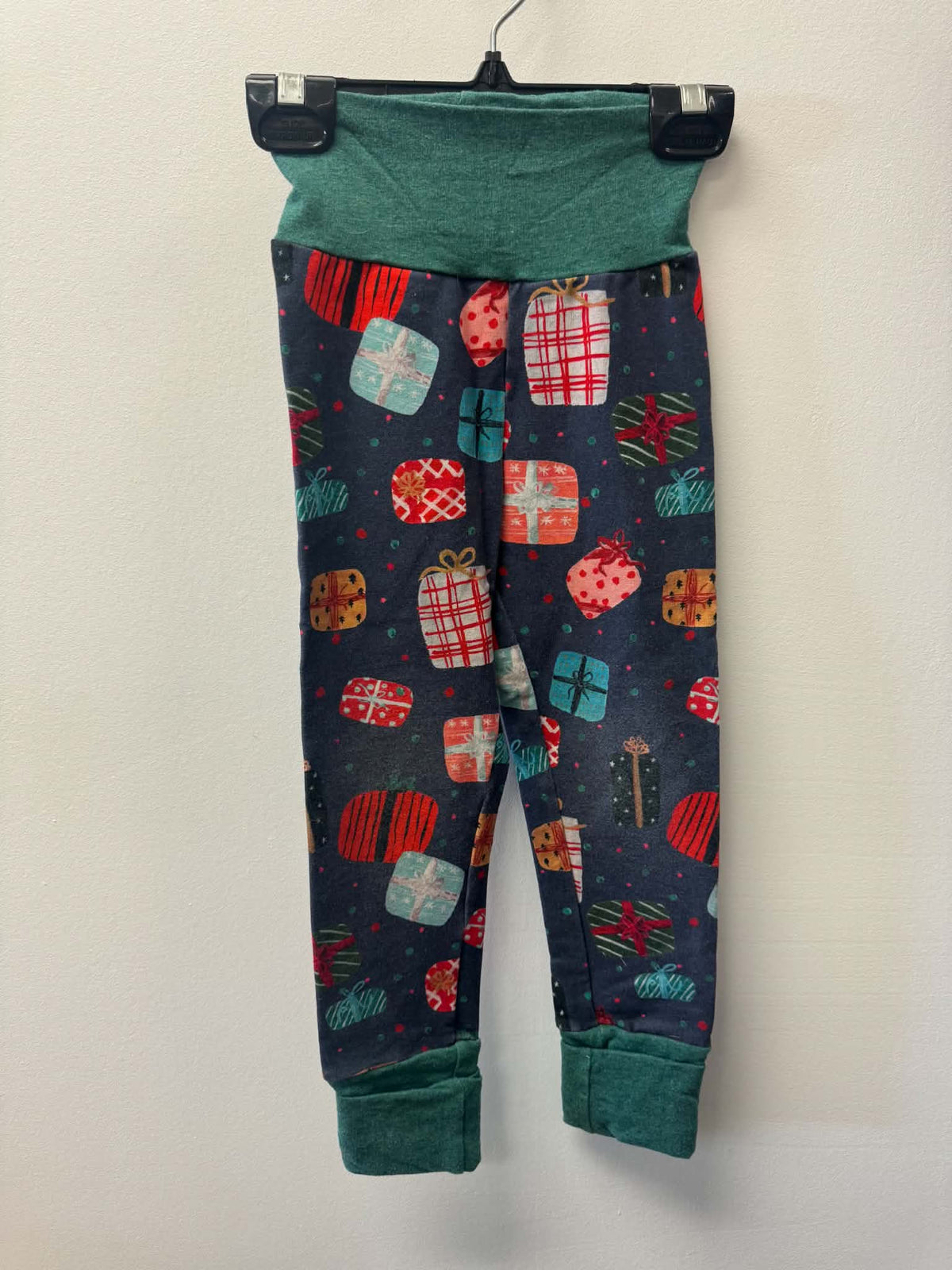 LITTLE LADZ SEWING GROW WITH ME PANTS SIZE 3-6T
