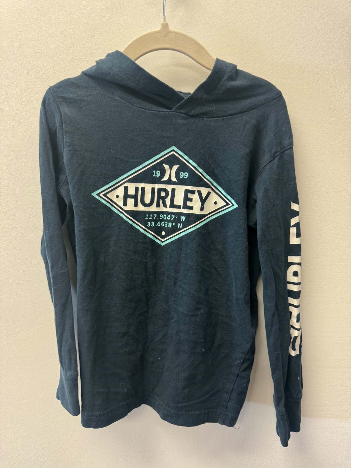 HURLEY BLUE HOODED SHIRT SIZE 5