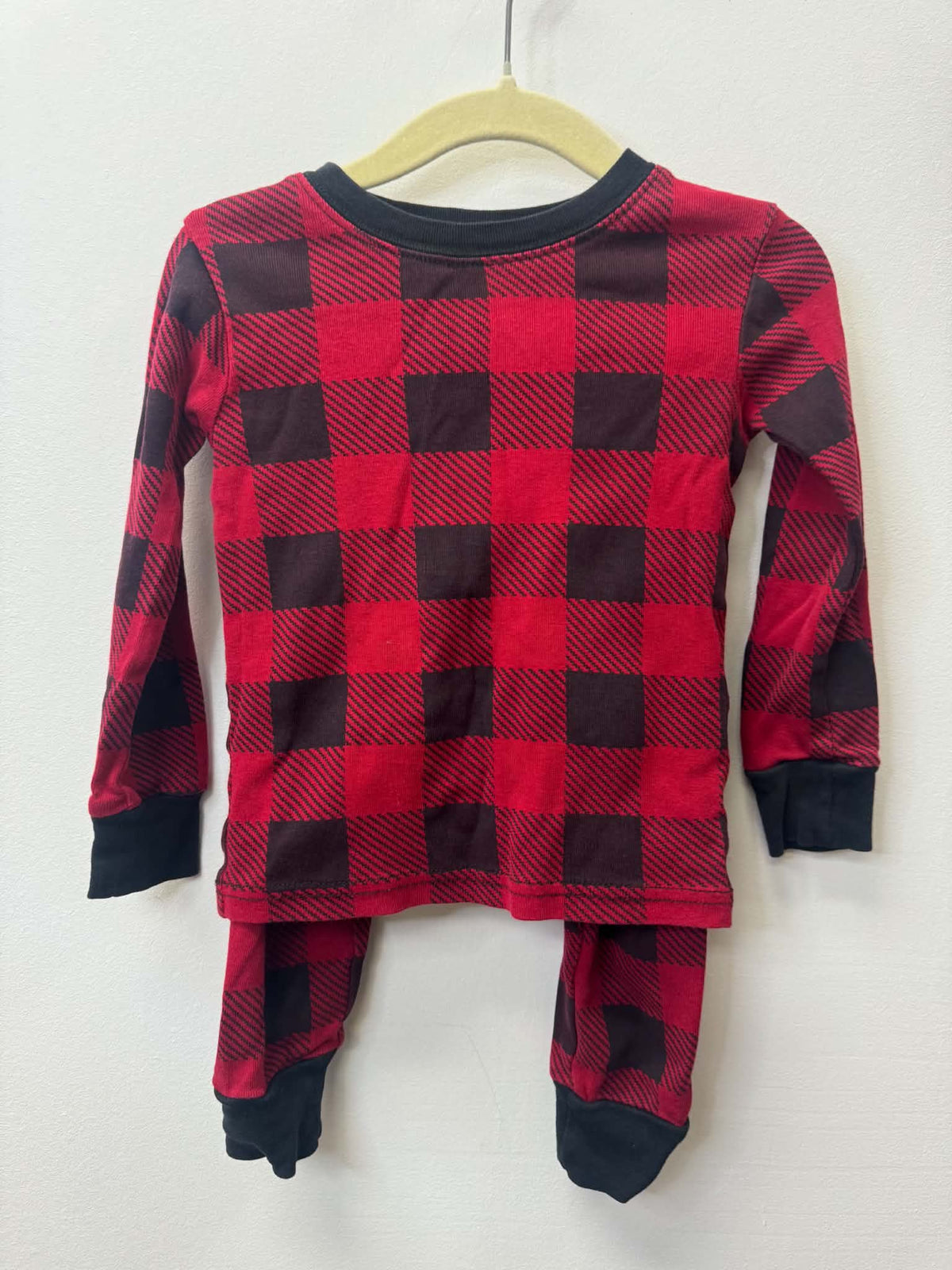 CARTERS 2 PIECE RED PLAID PJ'S SIZE 2T