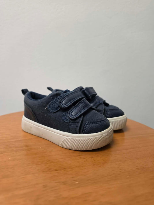 JOE FRESH BLUE RUNNERS SIZE 4
