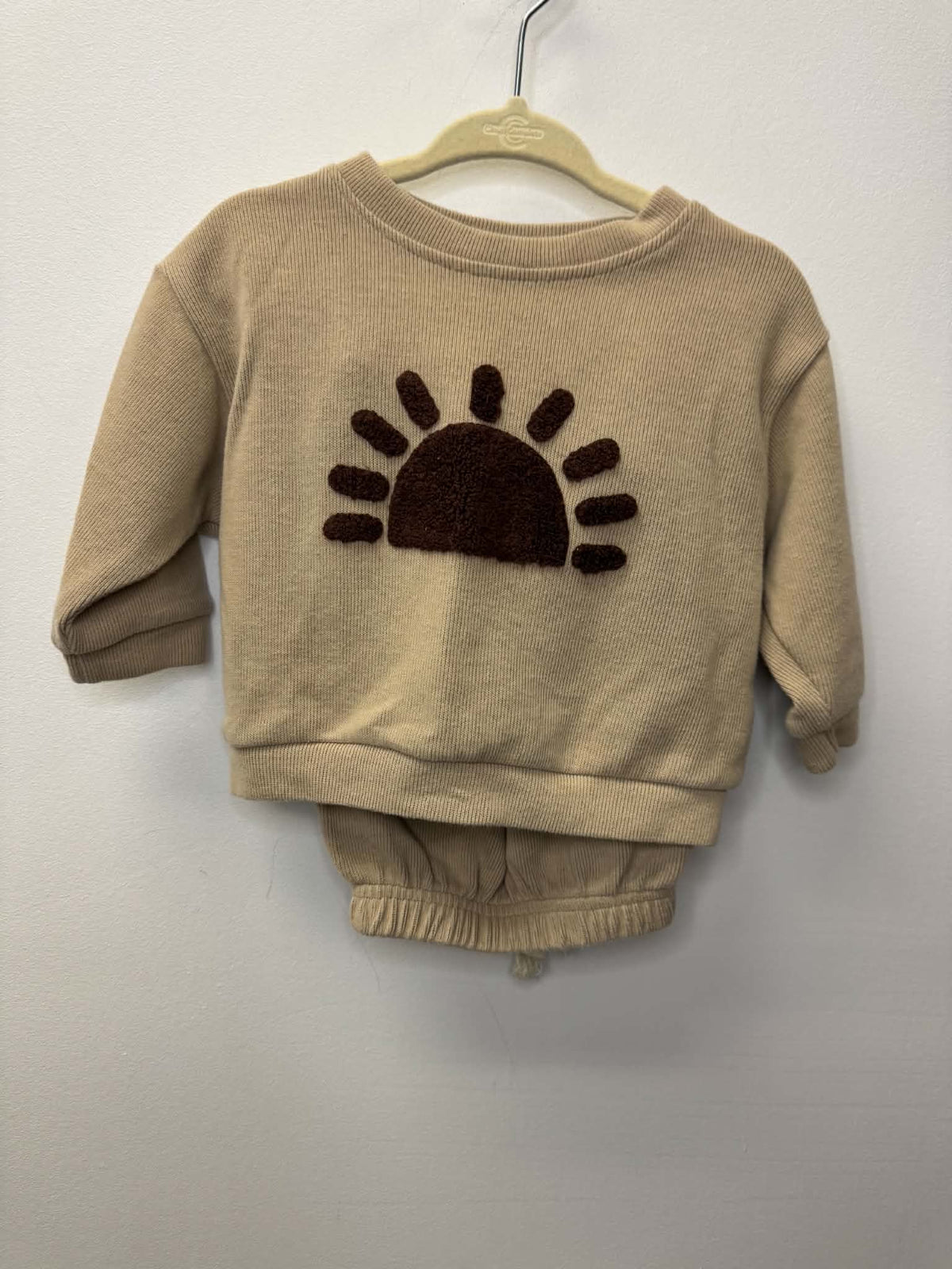 SUNSHINE 2 PIECE OUTFIT SIZE 6-9M