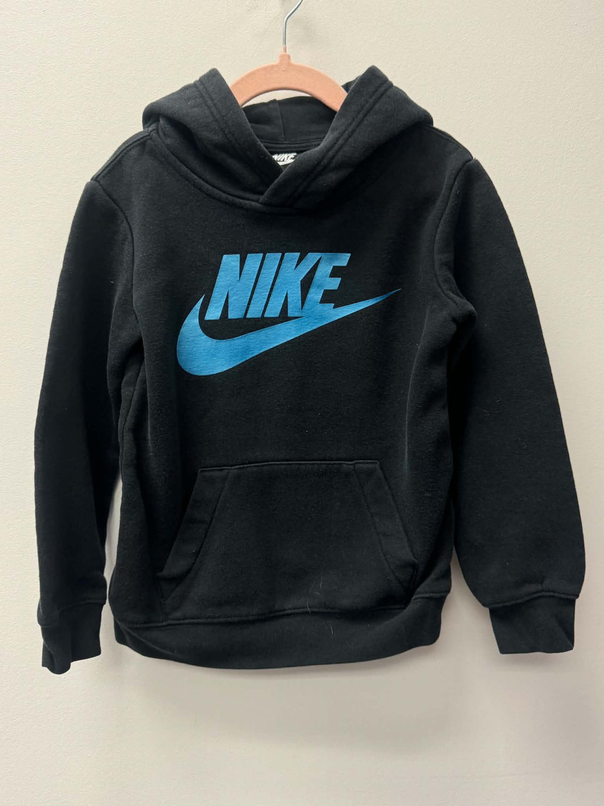 NIKE BLACK & BLUE HOODIE SIZE 5