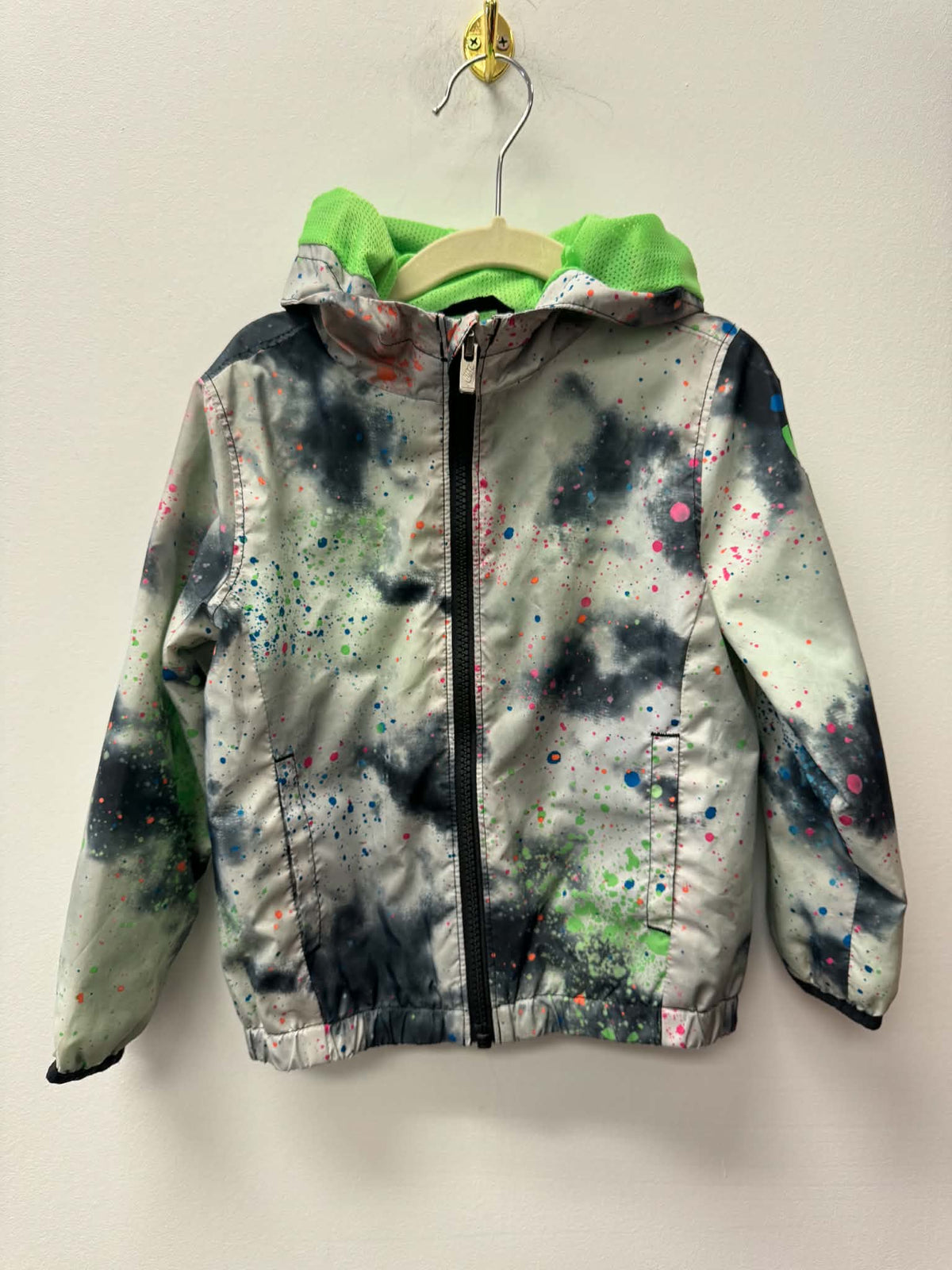 NIKE SPRAY PAINT JACKET SIZE 3T