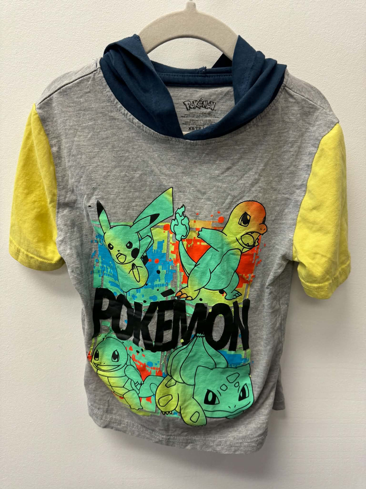 POKEMON HOODED SHIRT SIZE 4-5