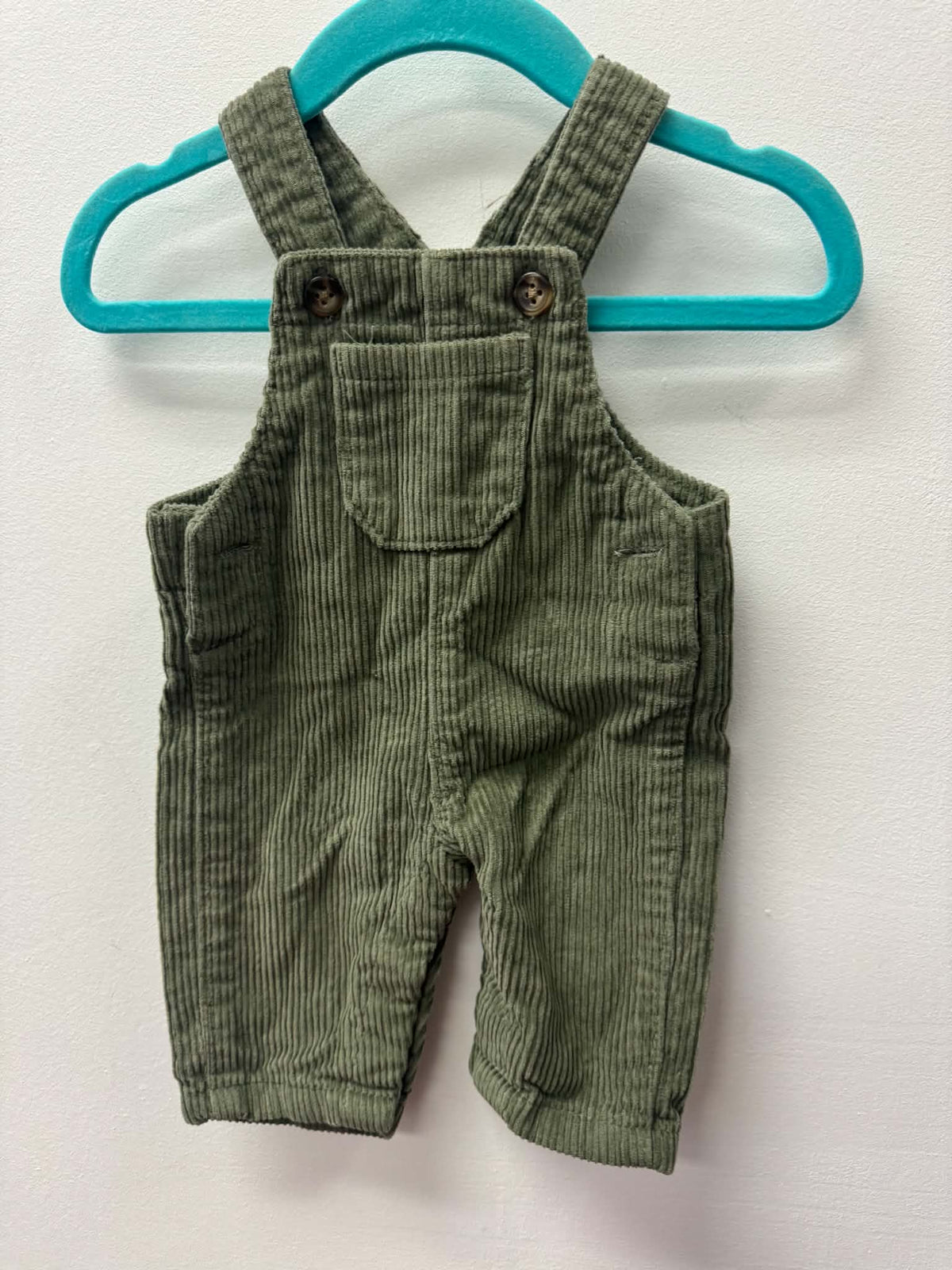 CARTERS GREEN COURDAROY OVERALLS SIZE NEWBORN